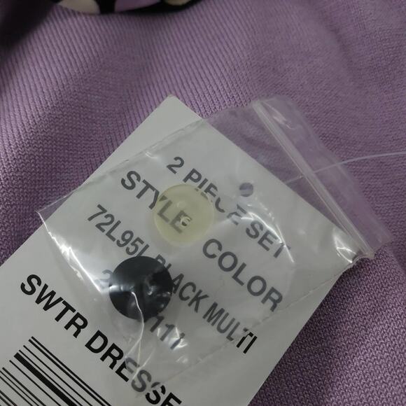 Retro Pin Up Robbie Bee Sweater Top Size 6 Lilac Accent Flower Removable Pin NWT - Picture 12 of 12